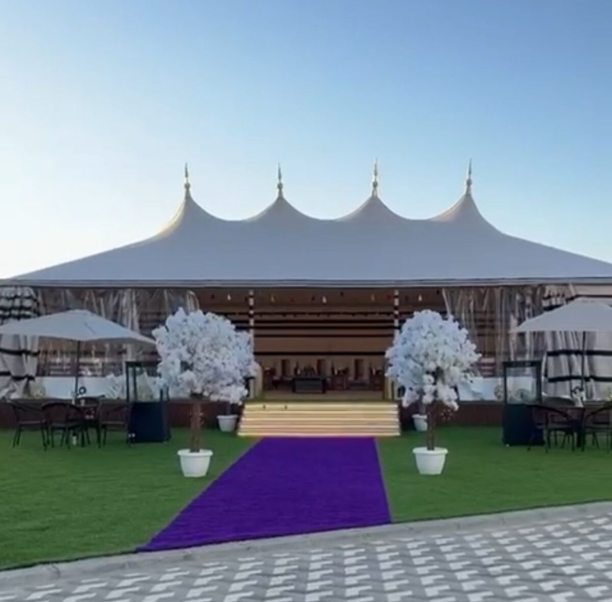 ⁦طلبية خاص المقاس 8*18 زجاج من الامام والخلف⁩ - الصورة ⁦1⁩